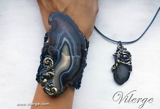 Лимитирана серия луксозни бижута за празника на жената 8-ми Март