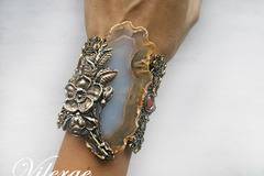 Лимитирана серия дизайнерски винтидж гривни и бижута за Осми март 2017