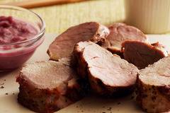 Печено свинско бон филе