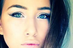 Гери-Никол втрещи всички с яката си дупара в ново ВИДЕО!