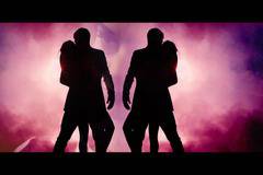 BOYANSKI С НОВА ПЕСЕН „ЛУД“ ПОПФОЛКЛОР-МУЗИКА ЗА ВСЕКИ