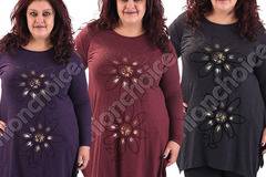 Практична макси туника в три актуални десена с маргаритки