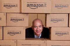 Джеф Безос и първата поръчка на Amazon, дошла от България