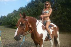 Вижте как е изглеждала Ернестина Шинова преди 20 години (снимки)