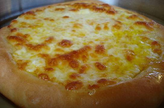 Ето така се прави най-вкусното пиде с кашкавал!