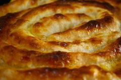 Тиквеник с домашни кори