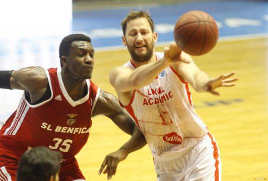 Лукойл подчини Бенфика за Купата на ФИБА Европа