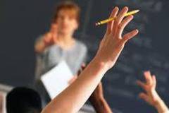 Увеличават учителските заплати с 10% от 1 януари 2017