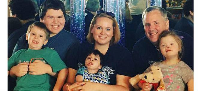 “Всяко дете има право на семейство и любов”