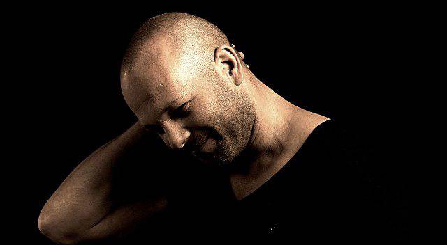 Холандския диджей и музикален продуцент RENE AMESZ с взривяващо парти в Клуб Маскара