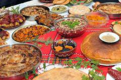 Какви ястия трябва да сложим на трапезата за Бъдни вечер?