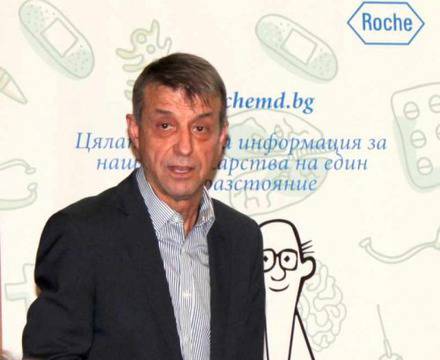 Задух и суха кашлица може да са симптоми на идиопатична белодробна фиброза