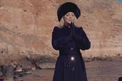 ДЕСИ СЛАВА ПРЕДСТАВИ НАЙ-НОВАТА СИ ПЕСЕН „И ТОВА ЩЕ ПРЕЖИВЕЯ“