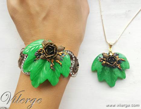 Нежни винтидж бижута с естествен камък с колекция пролет 2017