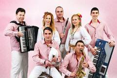 ОРКЕСТЪР „ПЛАМ“ С ПЕСЕН ЗА „ОВЦЕВЪДИТЕ“ ПОПФОЛКЛОР-МУЗИКА ЗА ВСЕКИ