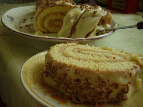 РУЛО С ДОМАШЕН ВАНИЛОВ КРЕМ