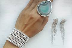 Луксозни бижута с естествен камък за абитуриентки и бал 2017