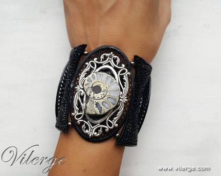 Романтични подаръци за жени с винтидж гривни за Свети Валентин