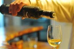 Разкриха какви болести лекуват различните видове ракия!