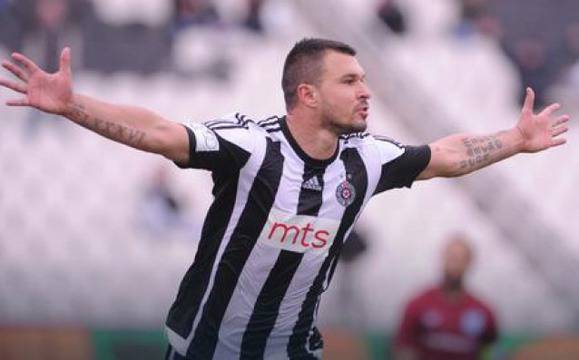 В Партизан поставиха Божинов редом до Кристиано