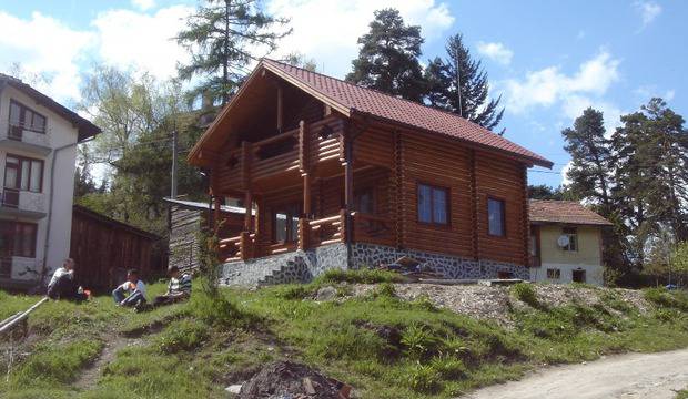 Български дървени къщи лекуват и пазят здравето