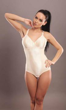 Стягащо бельо Боди с мека Чашка до D 100