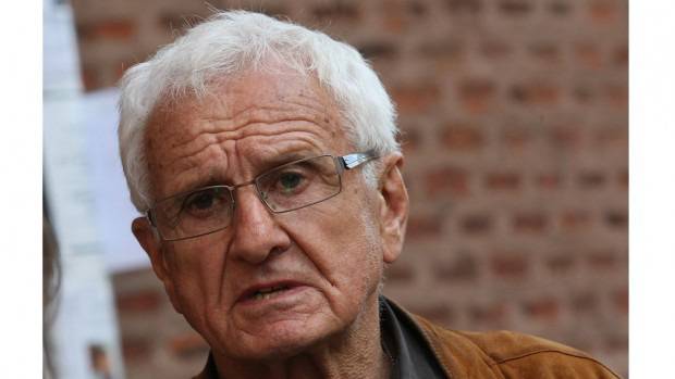 Почина писателят Васил Станилов