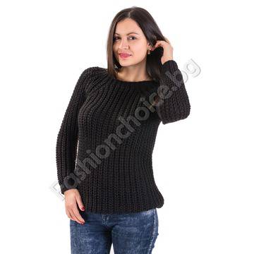 Страхотен зимен дамски пуловер в четири актуални десена