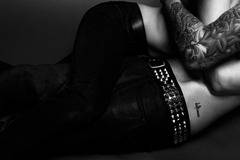 FASHIONZONE маркови дрехи, обувки и аксесоари онлайн