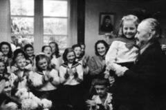 Детски хор Бодра смяна с първа официална изява на 1 януари 1947 г.