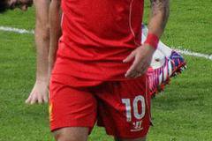 Неймар се опитва да вербува Филипе Коутиньо да премине в „Барселона“