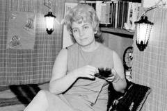 Блага Димитрова е родена на 2 януари 1922 г. в Бяла Слатина