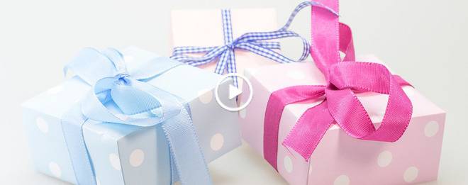 Как да опаковаме подаръци с панделка?