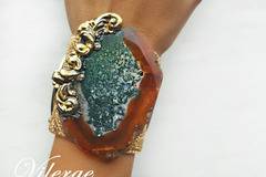 Идеи за романтични подаръци с бижута за влюбени и жени за 14 февруари