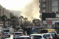 Експлозия в центъра на Измир