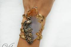 Колекция винтидж гривни за празника на влюбените жени Св. Валентин