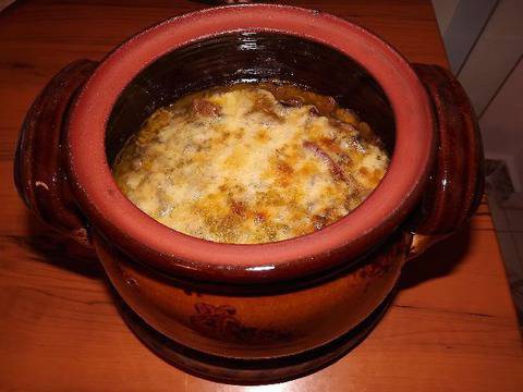 Гювеч от свинско с гъби