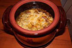 Гювеч от свинско с гъби