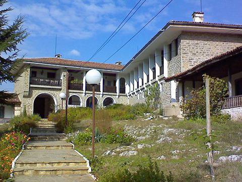 Знаете ли, че най-старият манастир в Европа се намира в България?