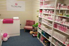 Българка и британка въртят магазин за българска роза в Англия