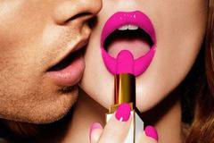 Топ 10 на мъжките и женските имена, които звучат най-секси!