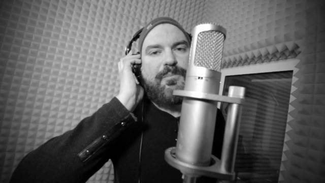 СВЕТОЗАР ХРИСТОВ С НОВА ПЕСЕН-„АКО ИЗЧЕЗНЕШ“ ПОПФОЛКЛОР-МУЗИКА ЗА ВСЕКИ