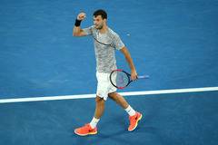 Брилянтен Григор оскуба „френския петел“ Гаске