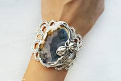 Модерни и секси бижута за празника на жената Осми март 2017-2018