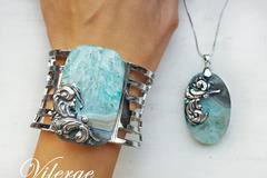 Дизайнерски бижута с естествени камъни за сезон пролет и лято 2017-2018