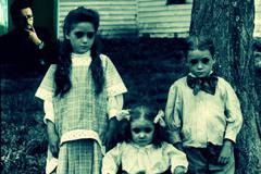 Заснехме прословутите деца-призраци край Дупница – Шокиращо ВИДЕО!!!