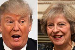 Тереза Мей носи на Тръмп гравирана чаша и сладко от сливи