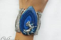 Елегантни ръчно изработени винтидж гривни и бижута за пролет