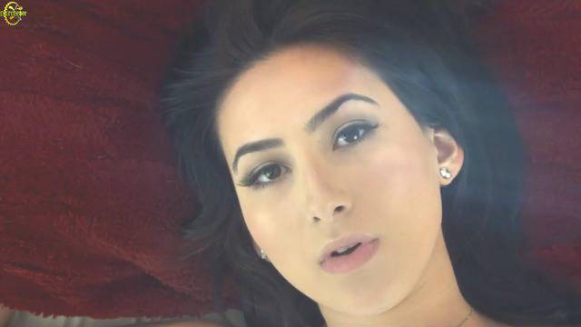 Steve Kroeger Ft. Skye Holland – Waiting For The Break 2017