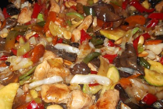 Пиле със зеленчуци по китайски